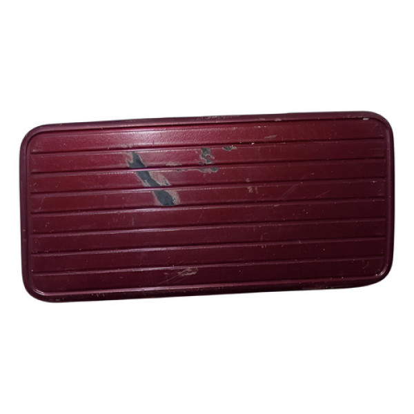 Tampa Alojamento Farol Auxiliar Santana Direito 90/-  Vermelho